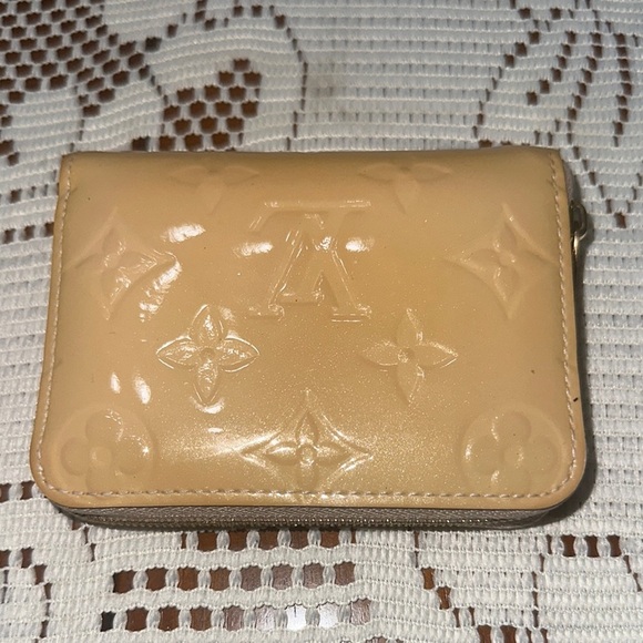 Louis Vuitton Tan Monogram Card Holder - Picture 1 of 6